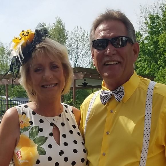 Meet your Posher, Janet - Picture 1 of 1